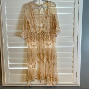 Entro Scalloped Lace Detailed Duster Cream Size Small